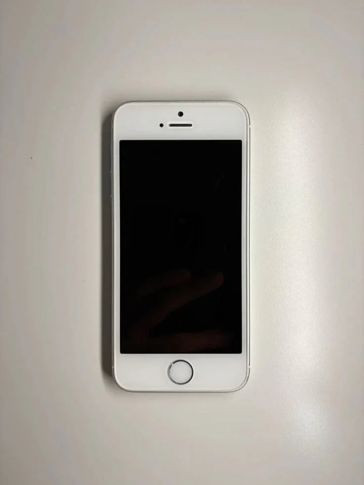 Apple iPhone 5s (16 GB)