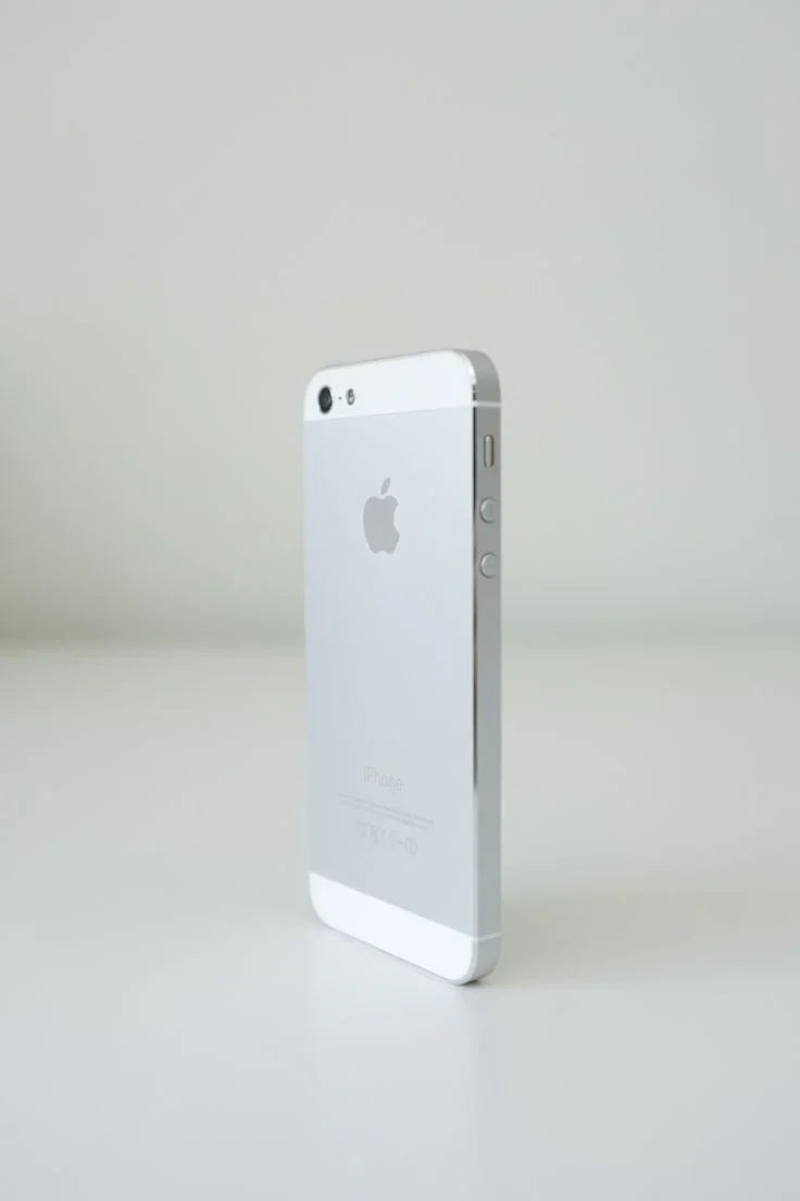 Apple iPhone 5s (16 GB)